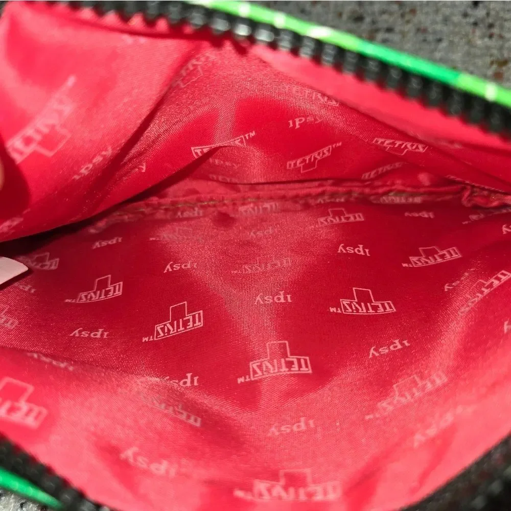 👝3/$10 Ipsy Cosmetic Bags